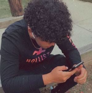 Meet your Posher, Jonathan